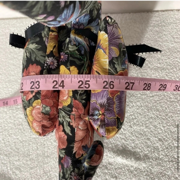 Vintage Handmade Floral Stuffed Perched Cat Decor Kitty Cat - Picture 10 of 13